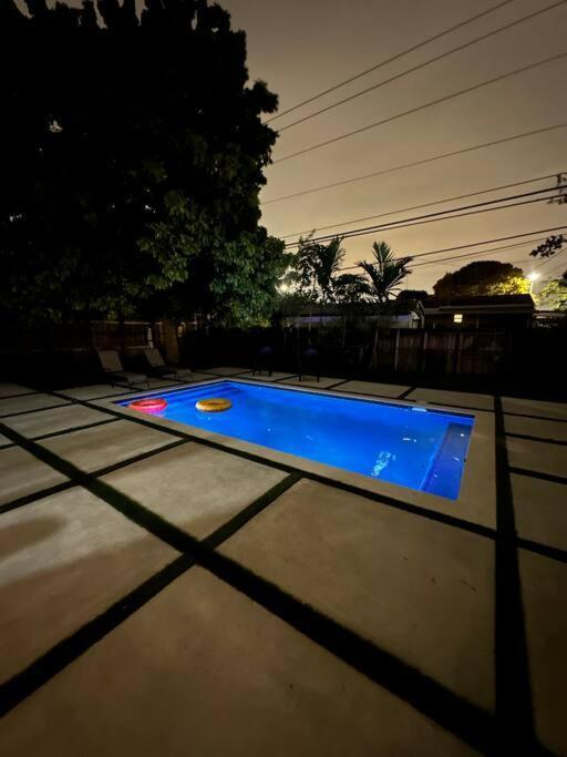 New Miami Home, Pool Near Airport And Beaches, King Bed מראה חיצוני תמונה